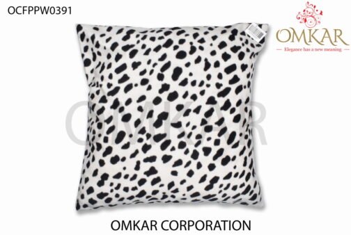 Winter cushion collection